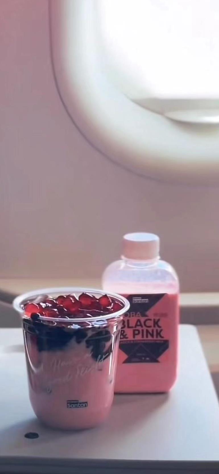 亚航泰国航线，新上市Black&Pink粉色波霸奶茶